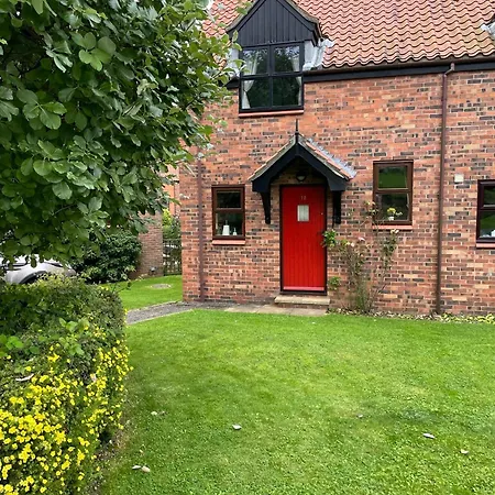 Runaway Cottage, Whitby Exterior photo