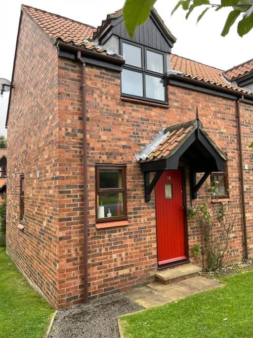 Runaway Cottage, Holiday home Whitby